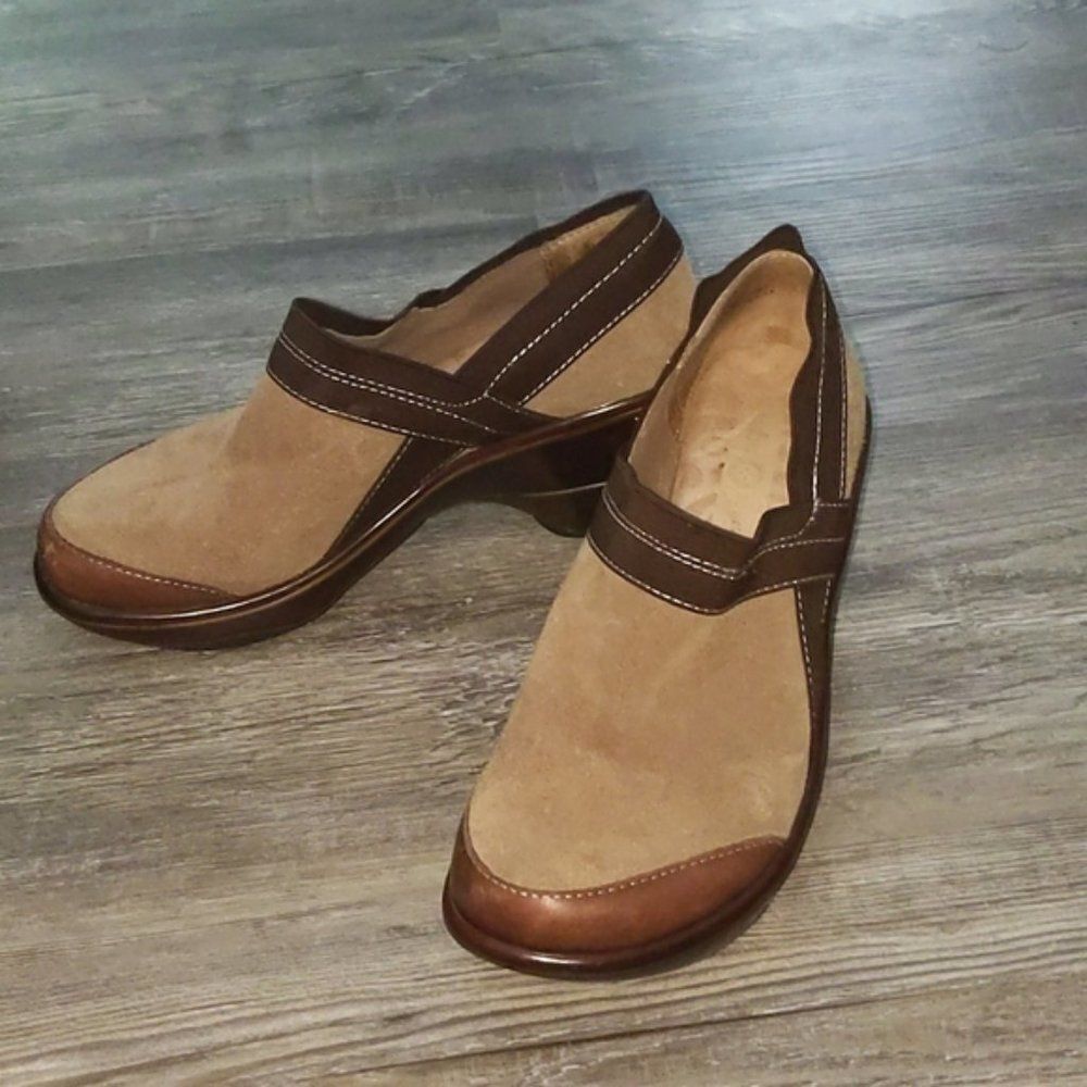 Jambu Cali Sport Wedge Design Clogs Sz 7